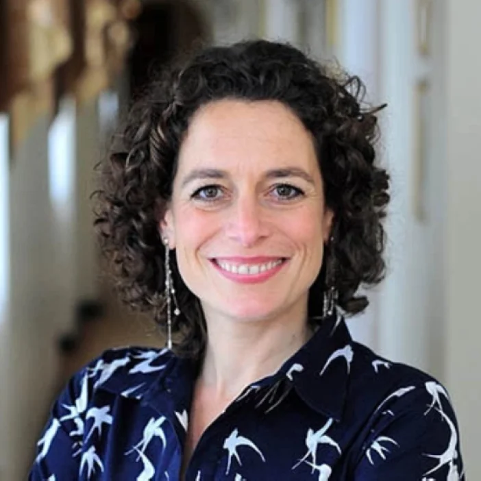 Alex Polizzi