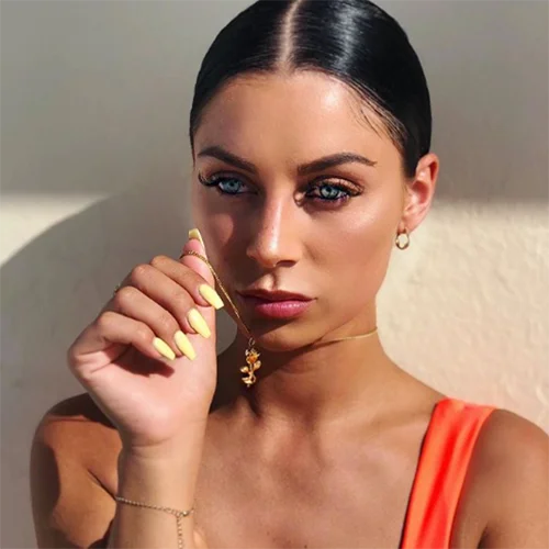 Cally Jane Beech