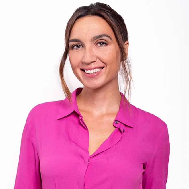 Dr. Larisa Corda