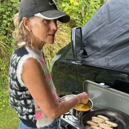Linda Barker