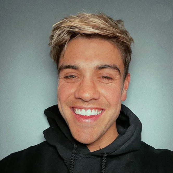 Luke Mabbott